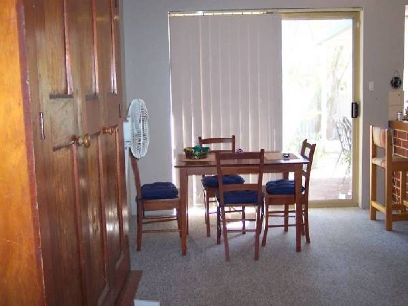 16 Nutcher Way, Parmelia WA 6167