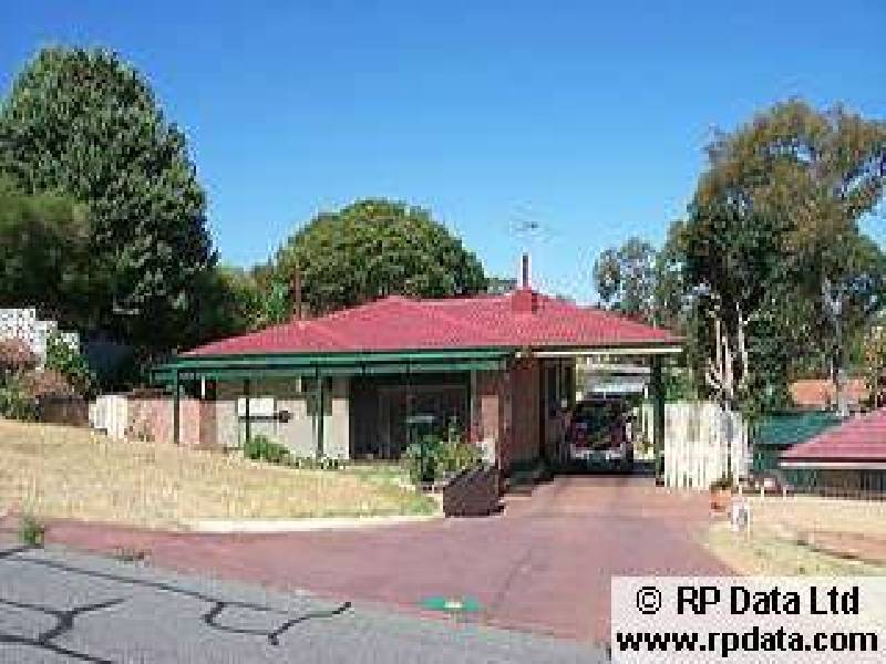 8 NATHANIEL WAY, Orelia WA 6167