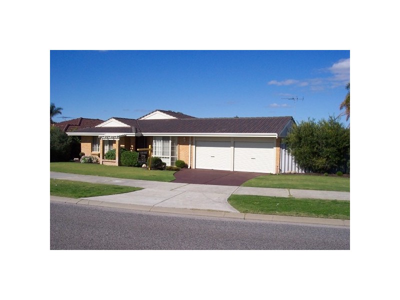 10 Resolution Drive, Waikiki WA 6169