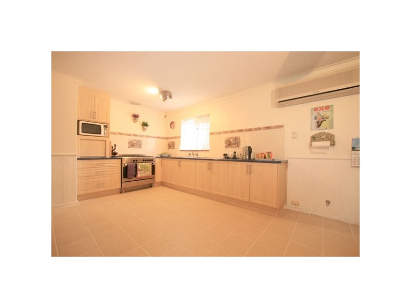 22 JINDARRA CLOSE, Cooloongup WA 6168