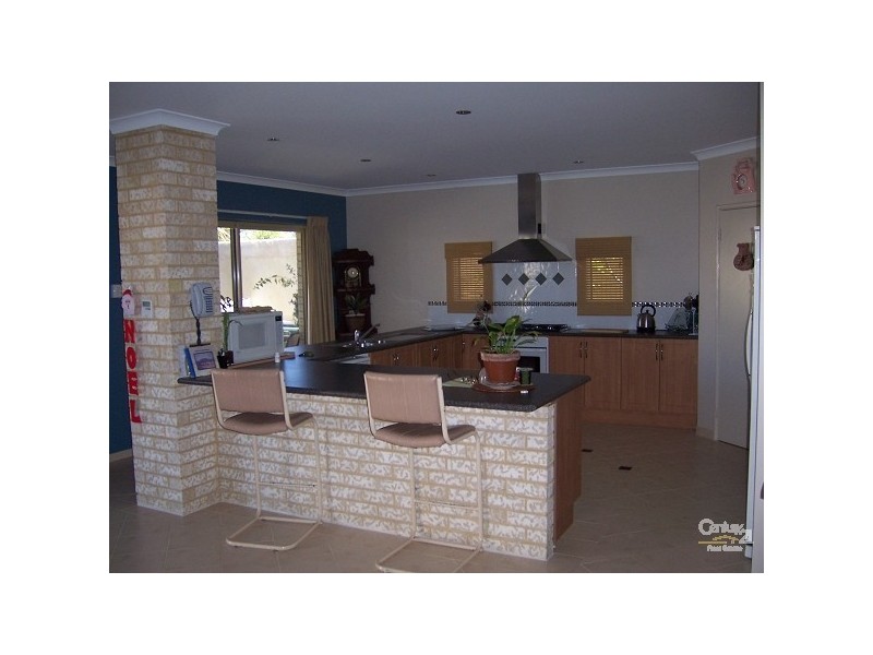 159 Currie Street, Warnbro WA 6169