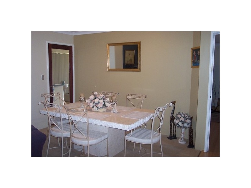 11 Freeling Road, Port Kennedy WA 6172