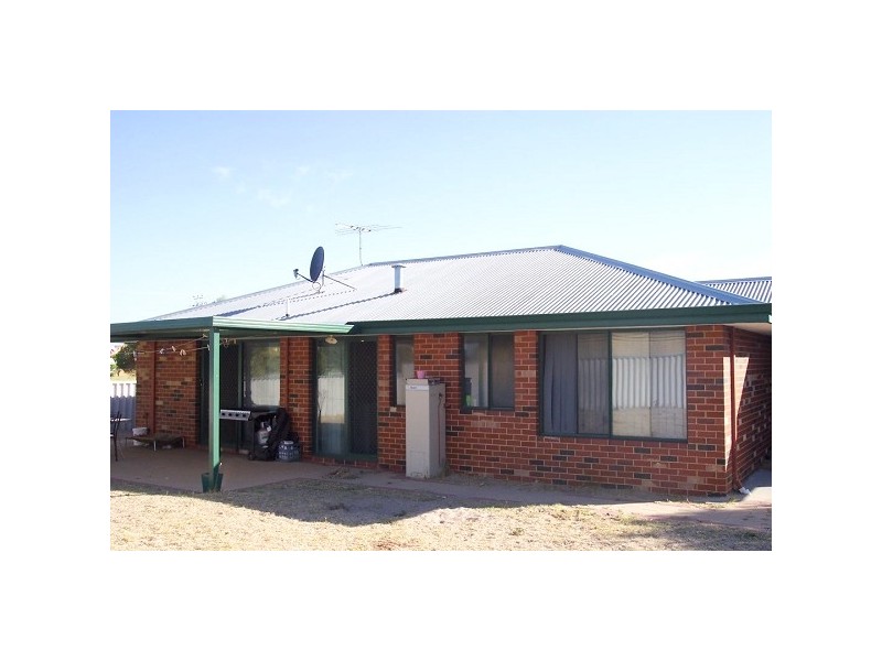 2 Europa Court, Port Kennedy WA 6172