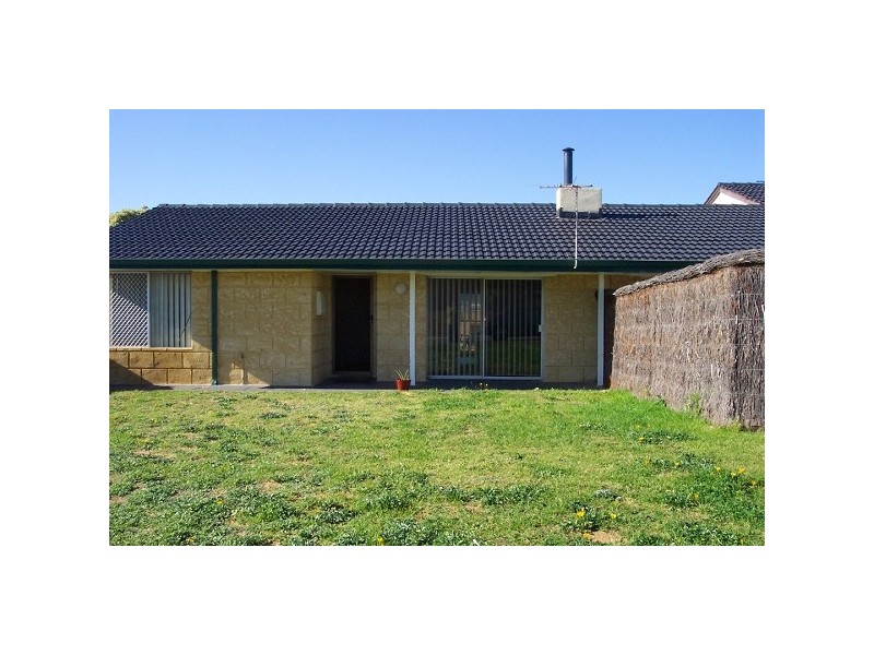 7 Short Street, Safety Bay WA 6169