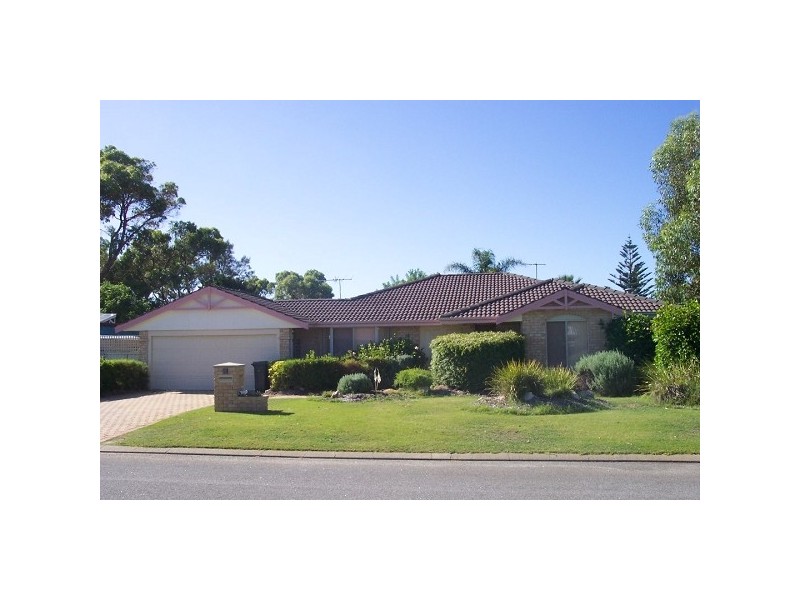 8 St Lucia Close, Safety Bay WA 6169