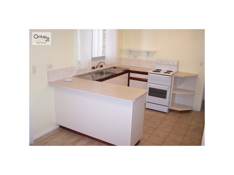 5 Varley Crescent, Cooloongup WA 6168