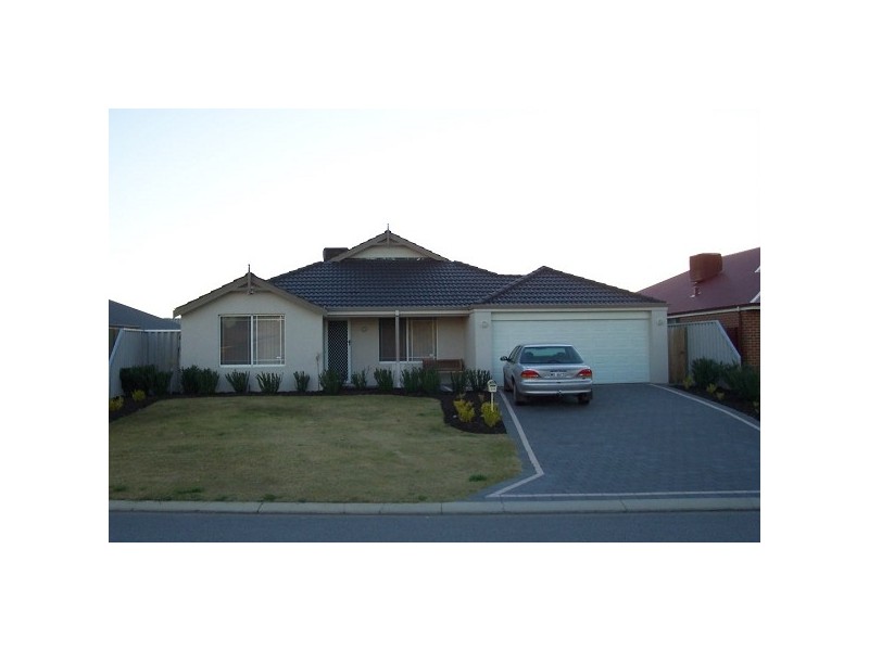 54 Miltona Drive, Secret Harbour WA 6173