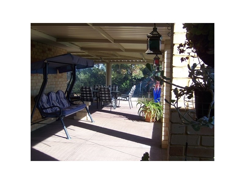 5 Warrie Street, Golden Bay WA 6174