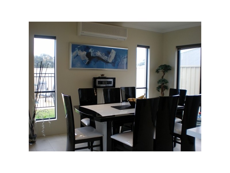 2 Forsyth Grove, Baldivis WA 6171