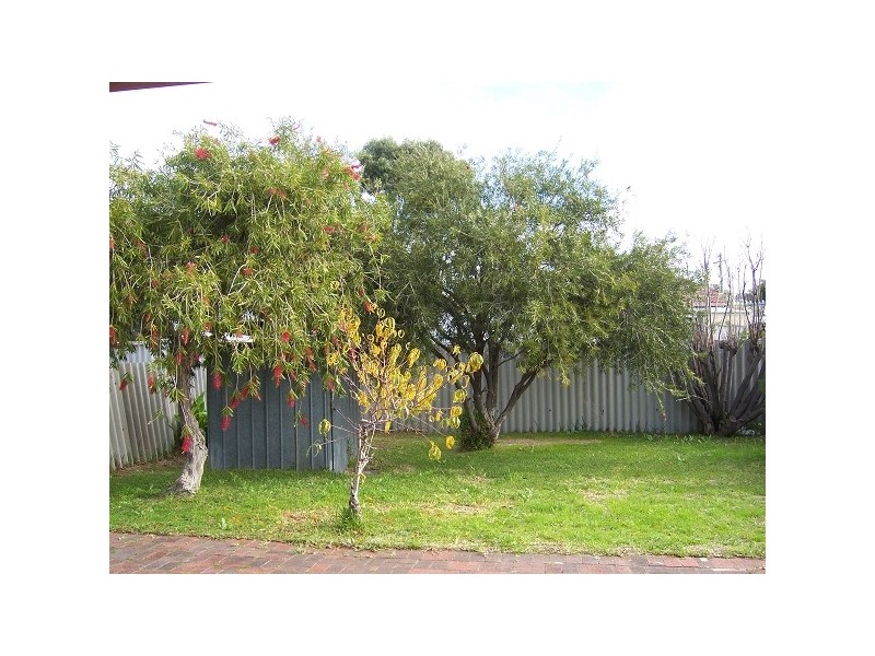 11A Catherine Street, Safety Bay WA 6169