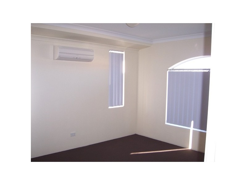 2 Torquay Way, Secret Harbour WA 6173