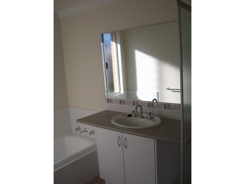 2 Torquay Way, Secret Harbour WA 6173