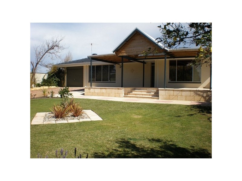 67 Safety Bay Road, Shoalwater WA 6169