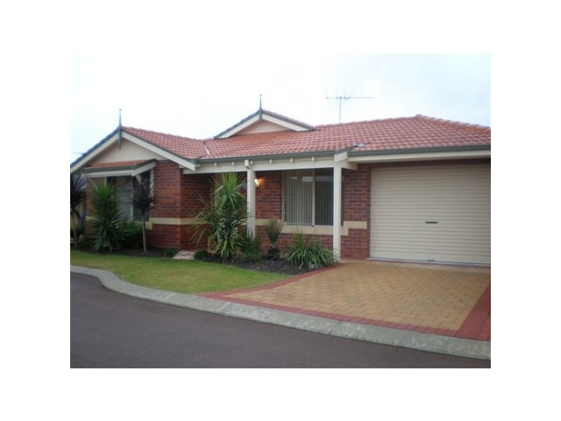 10/5 St Maxime Avenue, Port Kennedy WA 6172