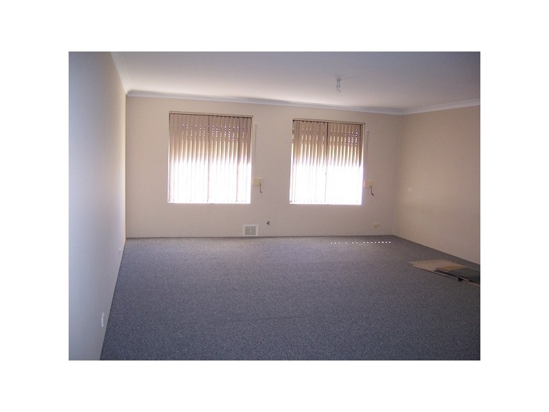 32 Belrose Crescent, Cooloongup WA 6168