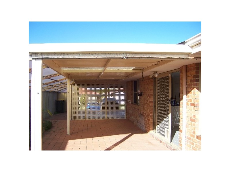 16 Nightingale Way, Warnbro WA 6169