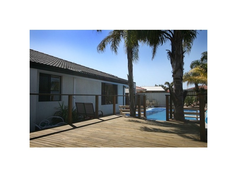 12 Rochefort Retreat, Port Kennedy WA 6172