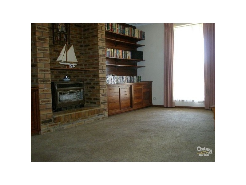 33 Leeder Street, Safety Bay WA 6169