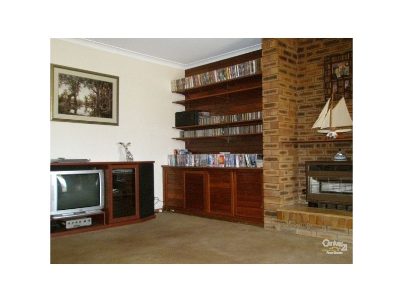 33 Leeder Street, Safety Bay WA 6169