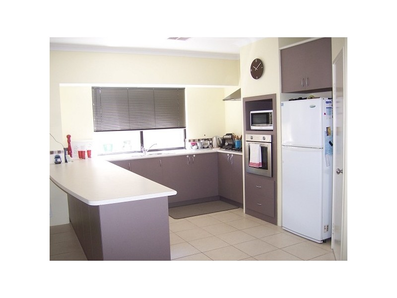 18 Amity Circuit, Shoalwater WA 6169