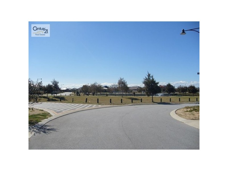 18 Amity Circuit, Shoalwater WA 6169