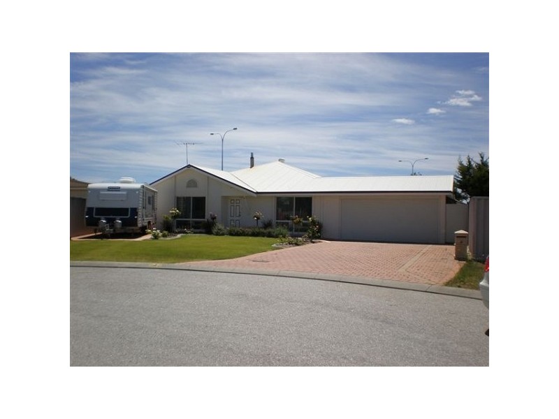 4 Napa Close, Warnbro WA 6169