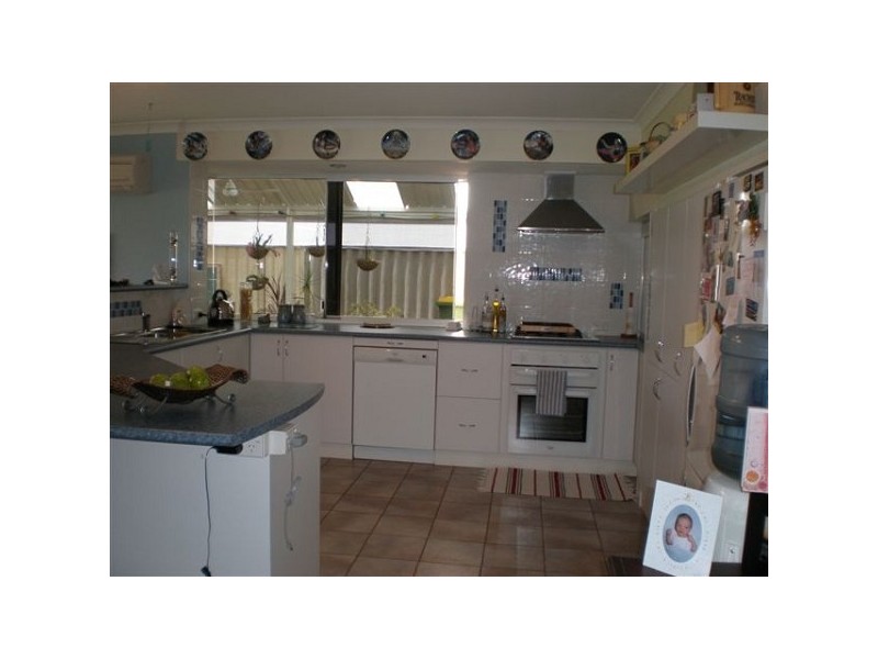 4 Napa Close, Warnbro WA 6169