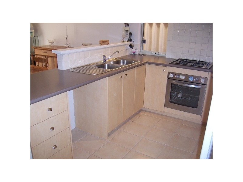 2/30 Harrison Street, Rockingham WA 6168