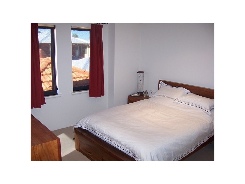 2/30 Harrison Street, Rockingham WA 6168