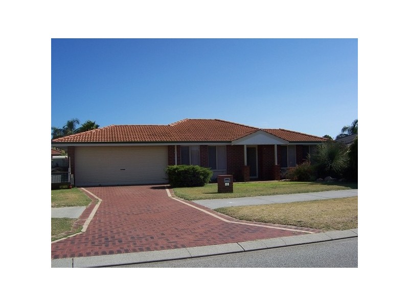 13 Oakwood Crescent, Waikiki WA 6169