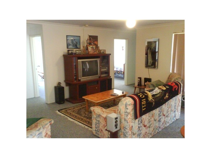 13 Oakwood Crescent, Waikiki WA 6169