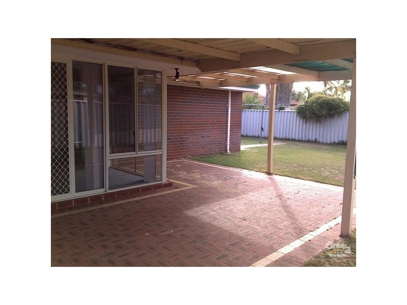 13 Oakwood Crescent, Waikiki WA 6169