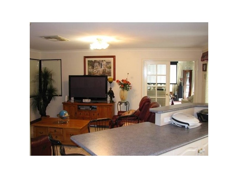 70 Chelmsford Avenue, Port Kennedy WA 6172
