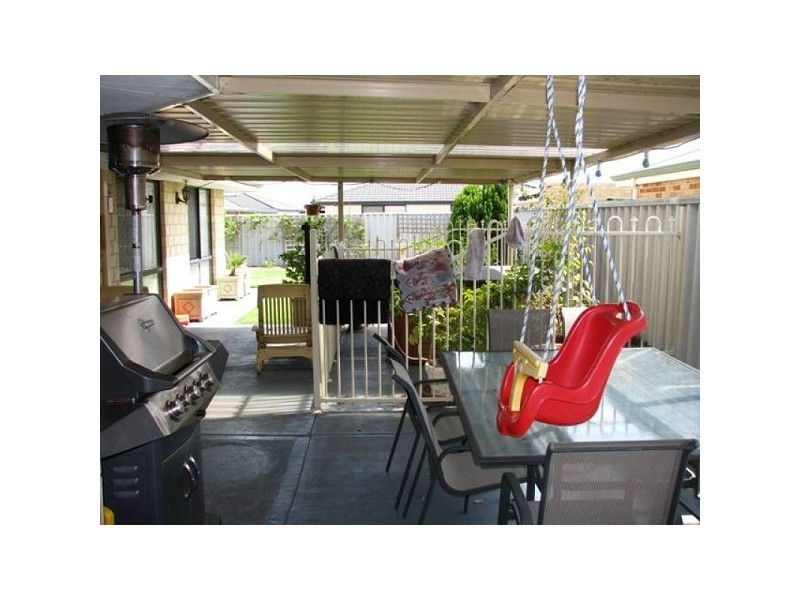 70 Chelmsford Avenue, Port Kennedy WA 6172