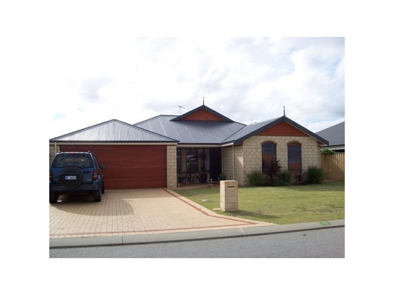 11 Freeling Road, Port Kennedy WA 6172