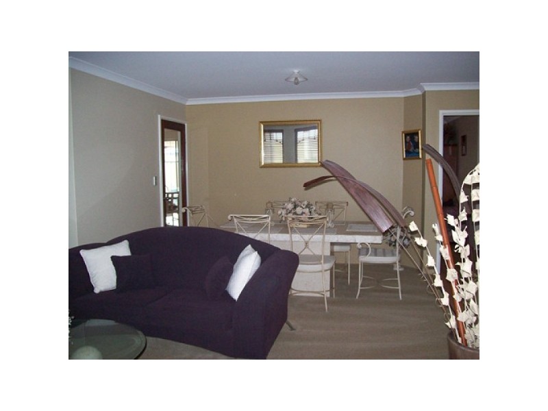 11 Freeling Road, Port Kennedy WA 6172