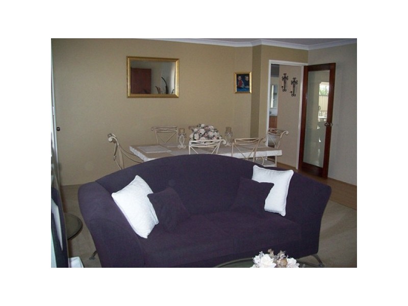 11 Freeling Road, Port Kennedy WA 6172