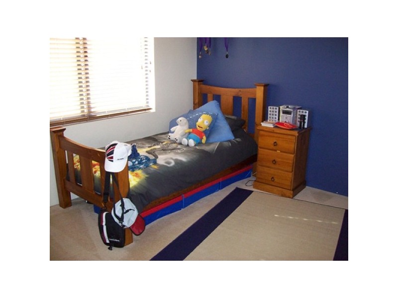 11 Freeling Road, Port Kennedy WA 6172