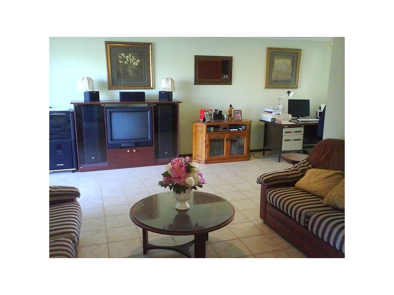 35 Millgrove Avenue, Cooloongup WA 6168