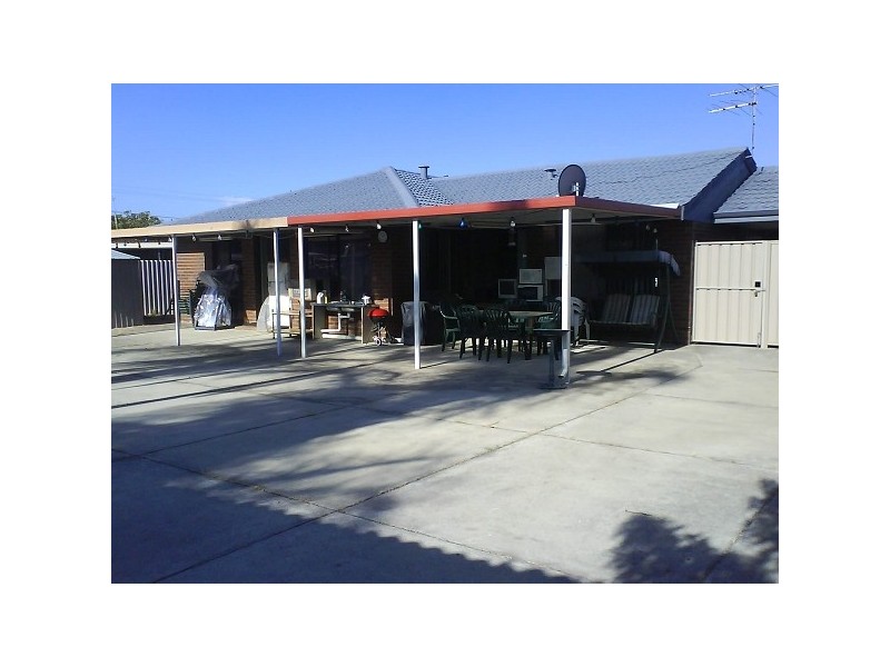 35 Millgrove Avenue, Cooloongup WA 6168