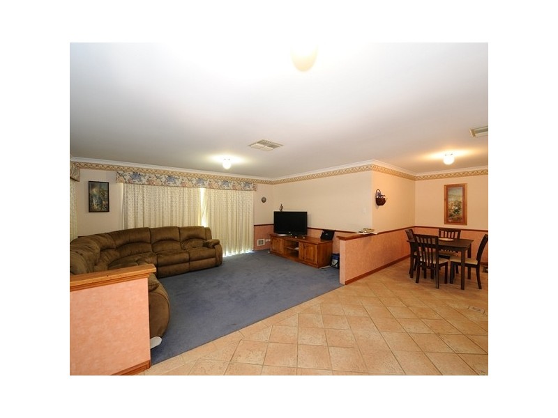 46 La Manche Avenue, Port Kennedy WA 6172