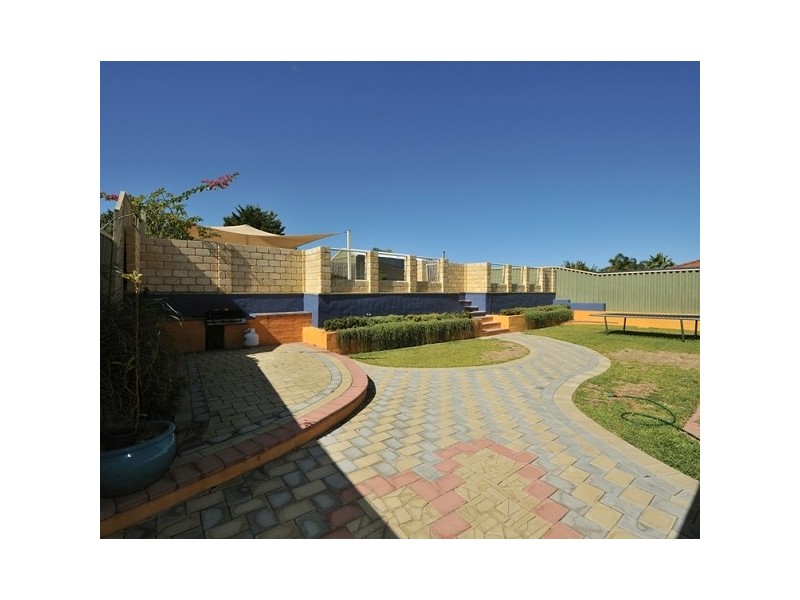 46 La Manche Avenue, Port Kennedy WA 6172