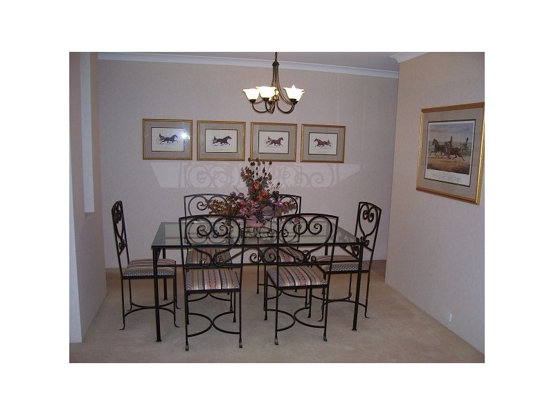 16 Nottingham Parkway, Orelia WA 6167