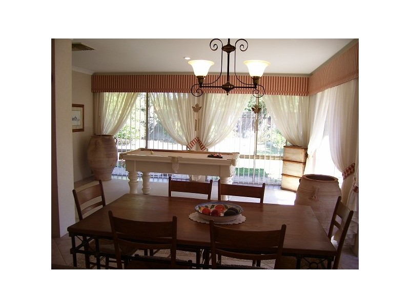 16 Nottingham Parkway, Orelia WA 6167