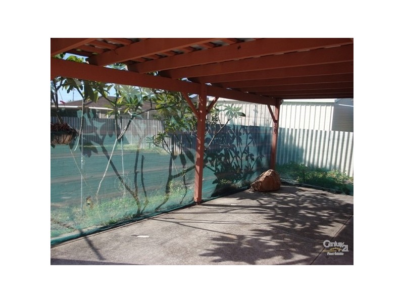 30 Arkwell Avenue, Rockingham WA 6168