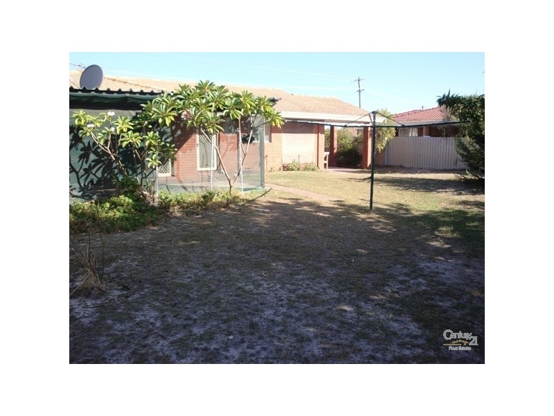 30 Arkwell Avenue, Rockingham WA 6168