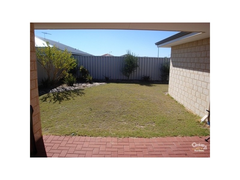 21 Valheru Avenue, Rockingham WA 6168