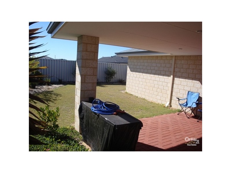 21 Valheru Avenue, Rockingham WA 6168