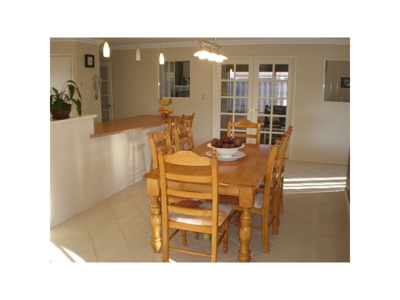 52 Hennessy Way, Rockingham WA 6168