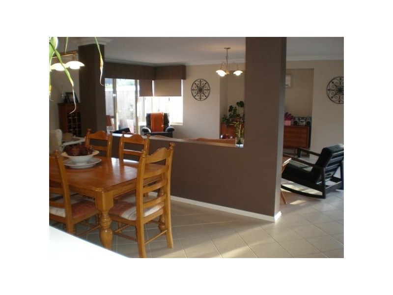 52 Hennessy Way, Rockingham WA 6168